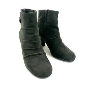 Gray Faux Suede Ankle Boots Size 7 M Round Toe Role Away Women's A2 Aerosoles